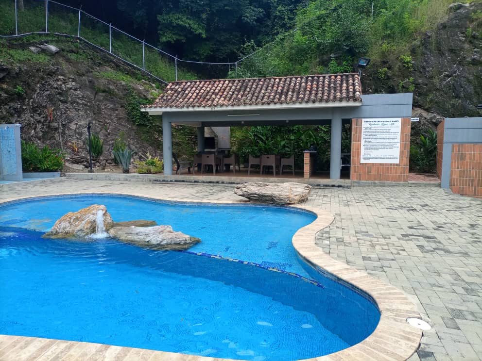 Res. Lomas Alto. Urb. Lomas Del Este Valencia